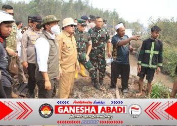 Danlanud Sjamsudin Noor Dampingi Menhut RI Tinjau Hutan Lindung Liang Anggang, Perkuat Sinergi Penanganan Karhutla