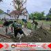 Bergotong Royong, Satgas TMMD ke-130 Kodim 1808/Mansel Bersama Masyarakat Membangun Jalan