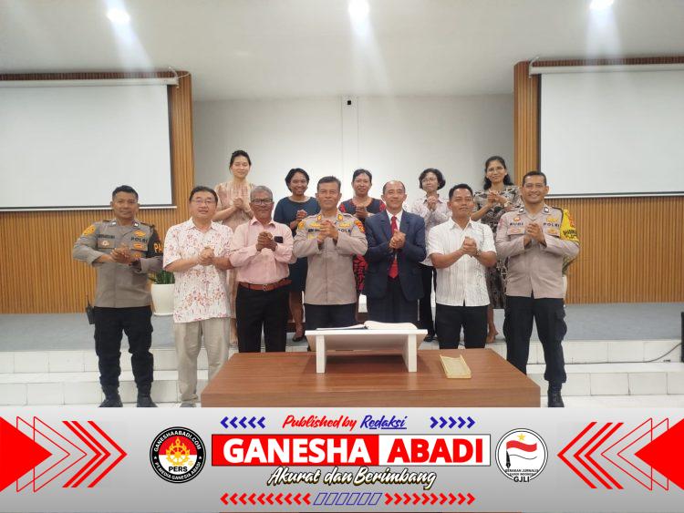 Minggu Kasih; Kapolsek Dentim Rangkul Jemaat Gereja, Perkuat Kebersamaan dalam Menjaga Kamtibmas