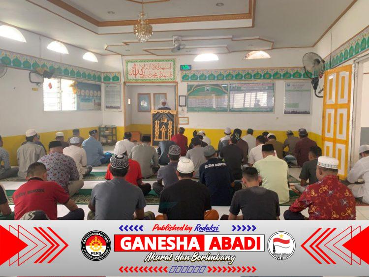 Rutan Buntok Fasilitasi Pelaksanaan Sholat Jumat Bersama Warga Binaan di Masjid Rutan