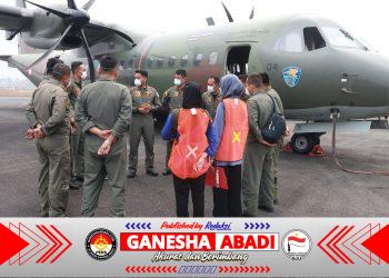 TNI Kerahkan Pesawat Udara Semai Lebih dari 10 Ton Bahan Untuk OMC Atasi Karhutla di Kalimantan